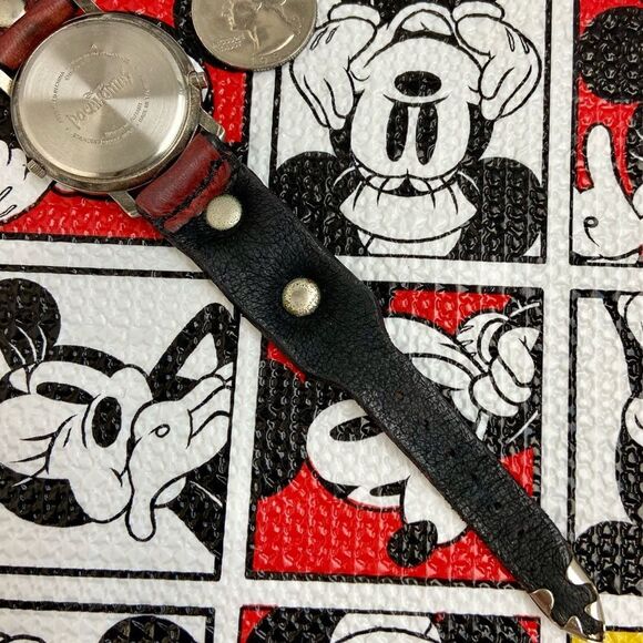 Vintage 90s Disney X Timex Pocahontas Watch with Backlight and Concho Band - Picture 15 of 16